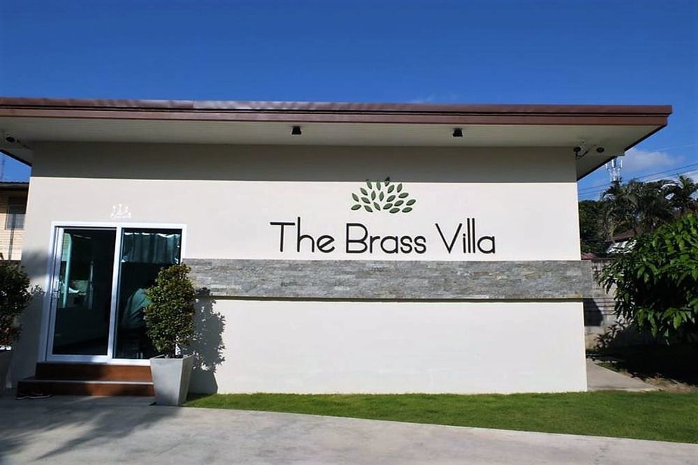 The Brass Villa Garden Resort Sattahip Exteriör bild